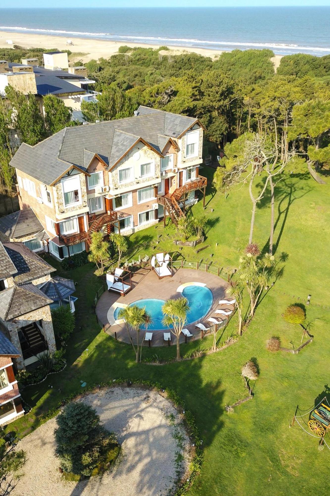 Aparthotel Haras del Bosque Mar de Las Pampas Exterior foto