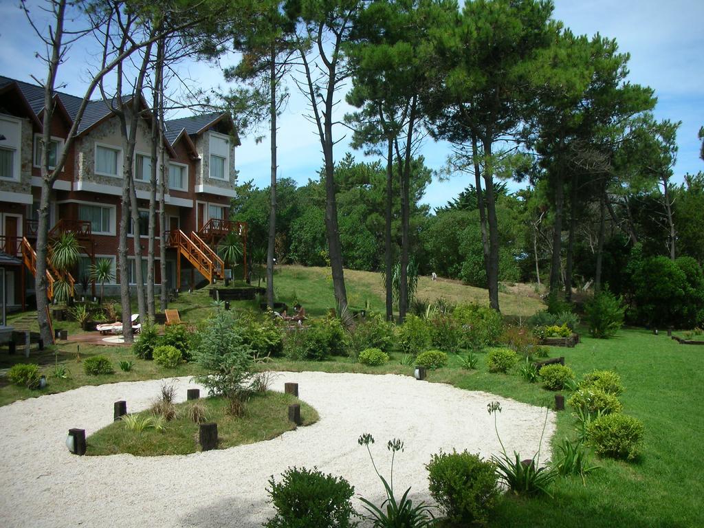 Aparthotel Haras del Bosque Mar de Las Pampas Exterior foto
